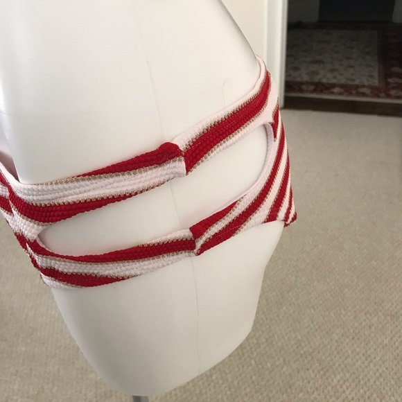 Cute bikini set - Picture 3 of 8